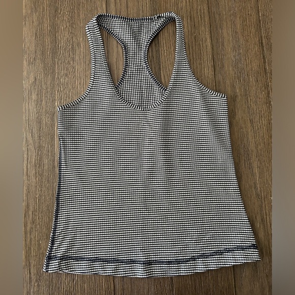 Lululemon Cool Racerback Gingham Racerback Lyon Tank Top. Black/White Size 8 - Picture 4 of 9